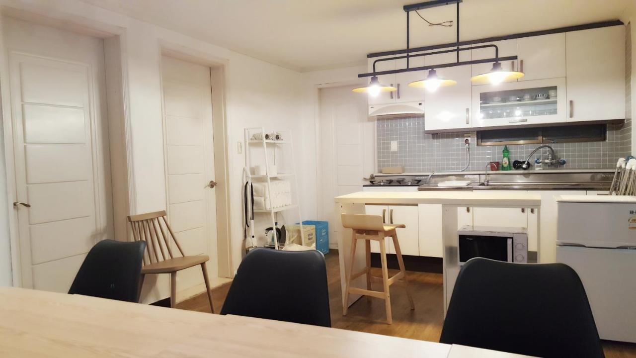 Hongdae Mainstreet Two Room House Seoul Exterior photo